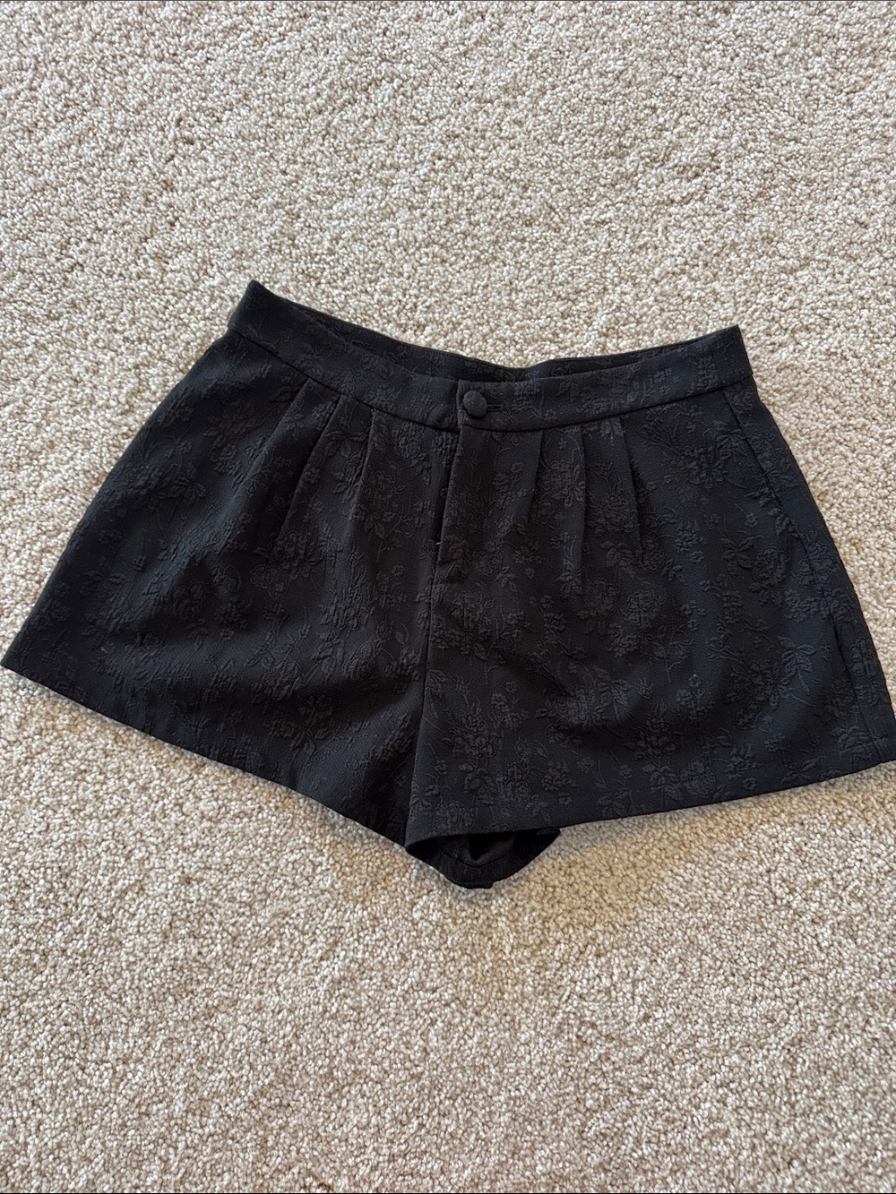 Free People Black Textured Women’s Tailored Shorts